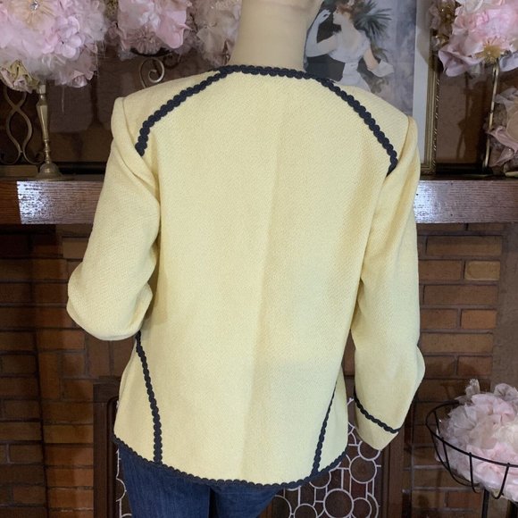 St. John Collection Knit Zip Jacket, Butter Yellow w/ Navy Ric Rac Trim , Size 6 - Picture 9 of 10